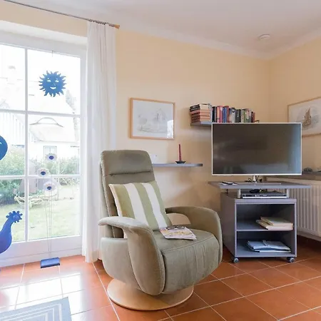 - Wieck Ferienwohnung Old Lady *